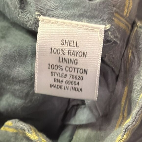 Harper Heritage Striped Balloon Shorts - Picture 5 of 5